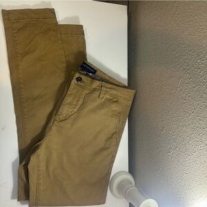 Aeropostale Men's Tan Chino Pants